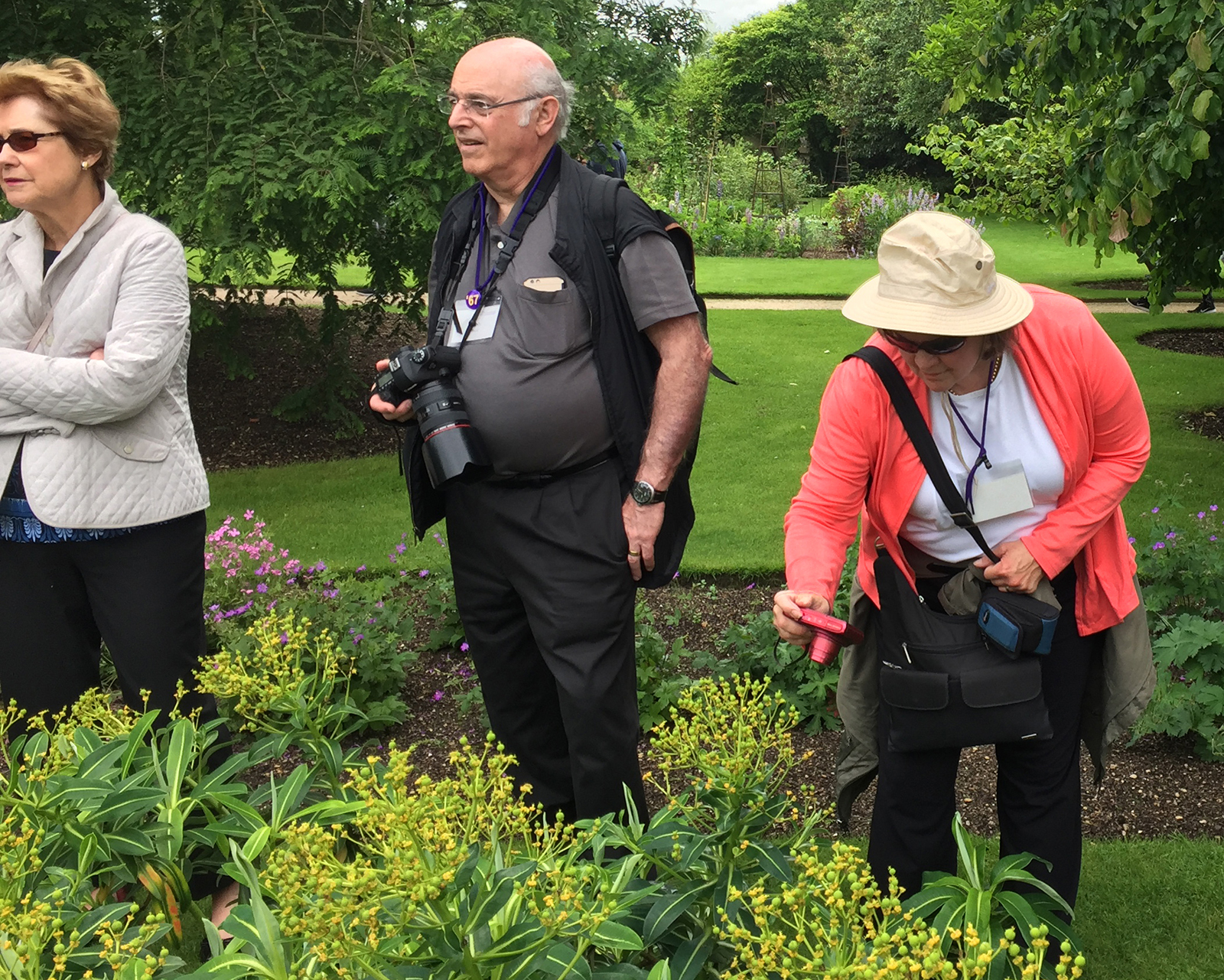 img_0351_susan_heller_bob_bahr_beth_hickman_at_oxford_botanic_garden